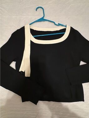 Black Sweater with Cream Trim & Cream Ties (both shoulders)